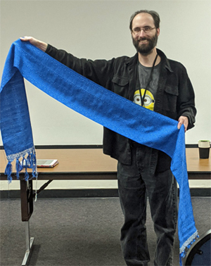 While demonstrating at Art Blitz, Steve wove this 70" tencel scarf.